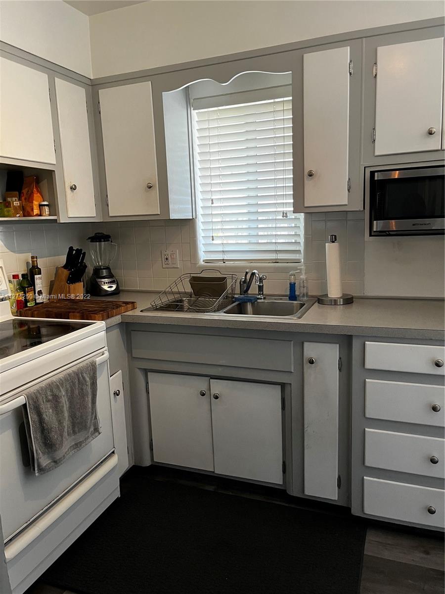 See details / 1868 sq. ft. $ 2023-01-28 0 Photo