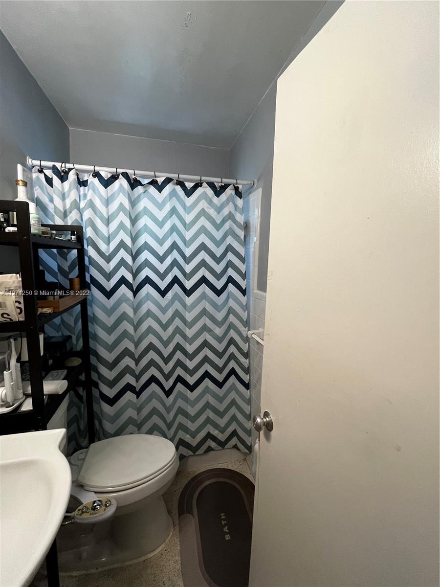 See details / 1868 sq. ft. $ 2023-01-28 0 Photo
