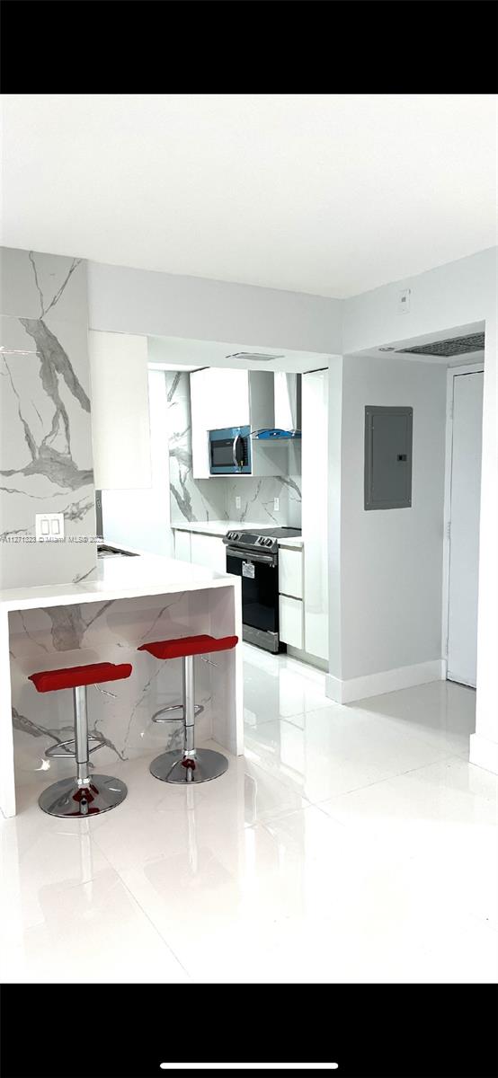 Photo of 20379 Country Club Dr #1434, Aventura, Florida, 33180 - Kitchen 1