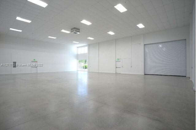 See details / sq. ft. $ 2022-09-12 0 Photo