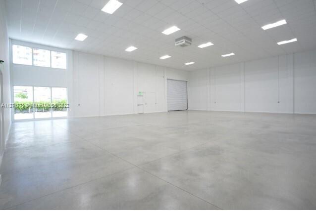See details / sq. ft. $ 2022-09-12 0 Photo