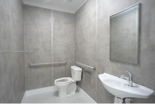 See details / sq. ft. $ 2022-09-12 0 Photo