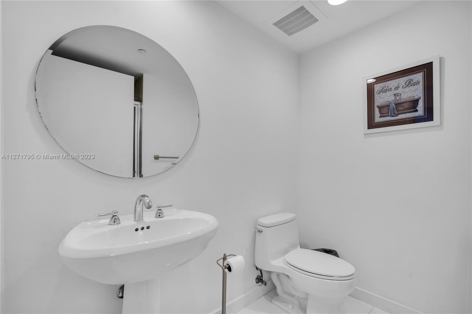 See details 1504 3 / 3 1675 sq. ft. $ 2023-01-17 0 Photo