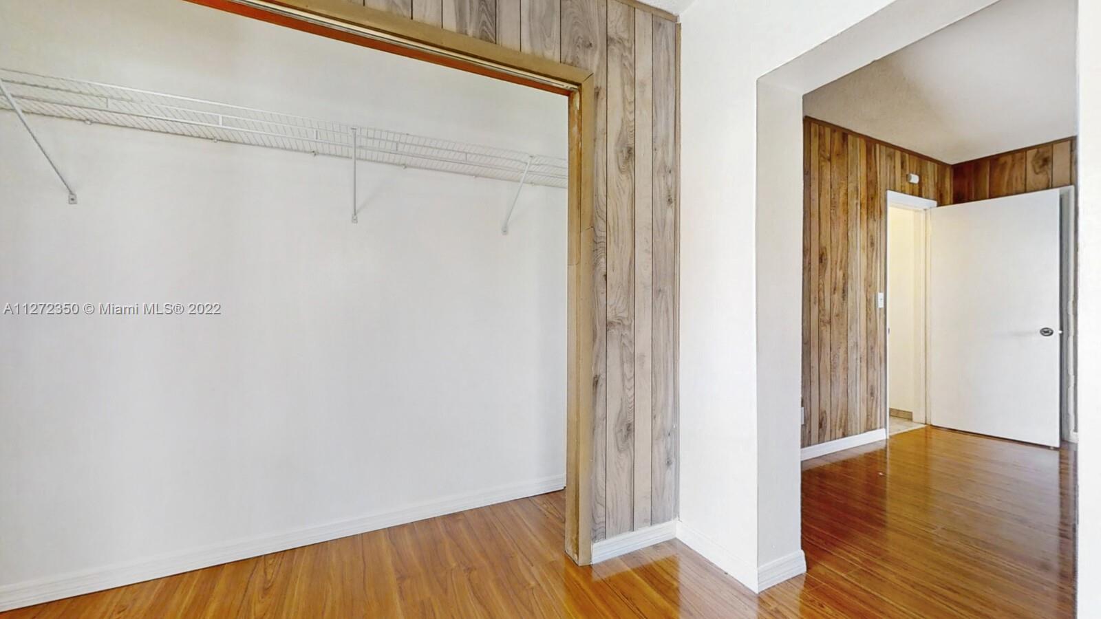 See details / 2410 sq. ft. $ 2022-11-03 0 Photo