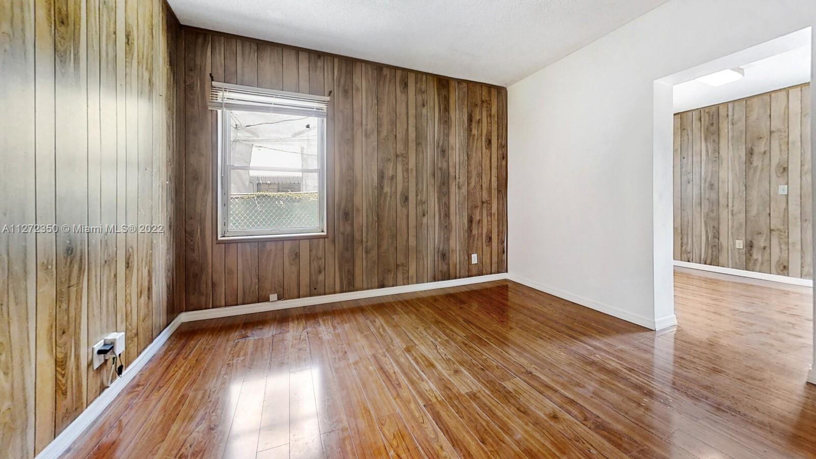 See details / 2410 sq. ft. $ 2022-11-03 0 Photo