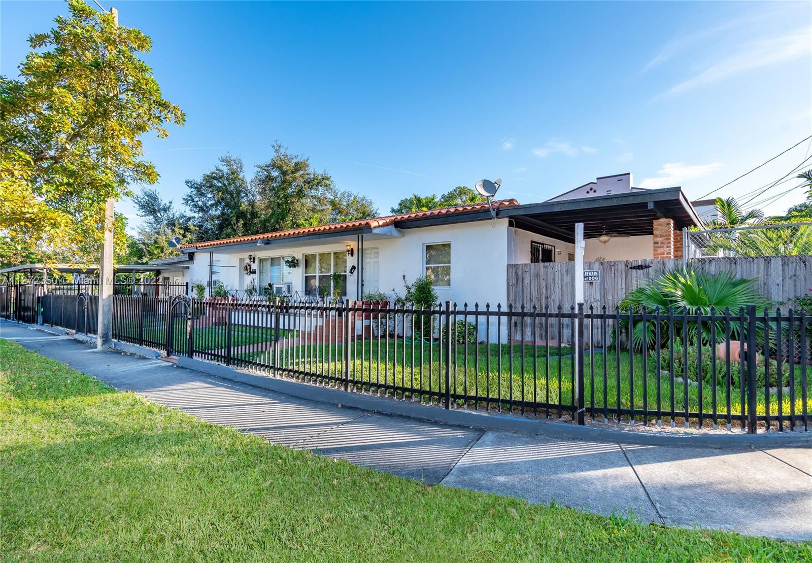 See details / 2410 sq. ft. $ 2022-11-03 0 Photo