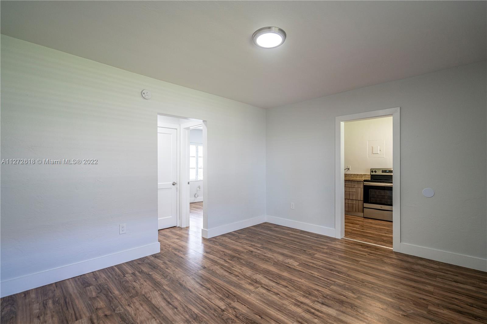 See details / sq. ft. $ 2022-09-13 0 Photo