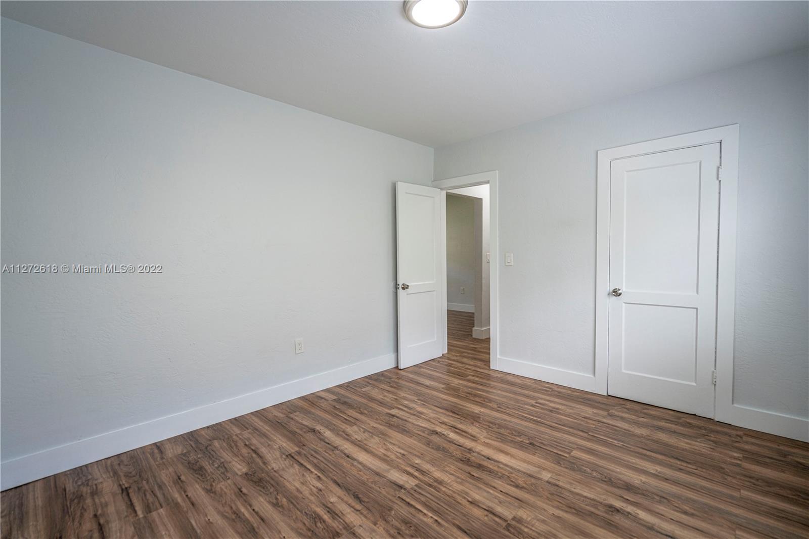 See details / sq. ft. $ 2022-09-13 0 Photo