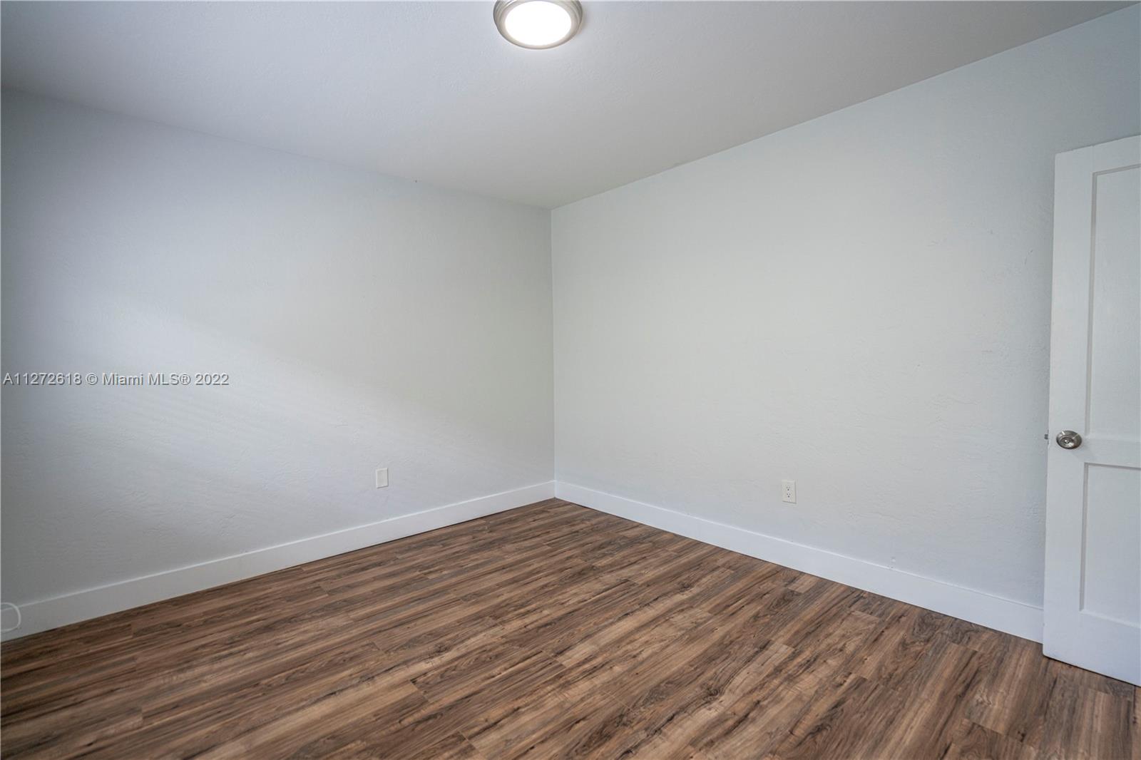 See details / sq. ft. $ 2022-09-13 0 Photo