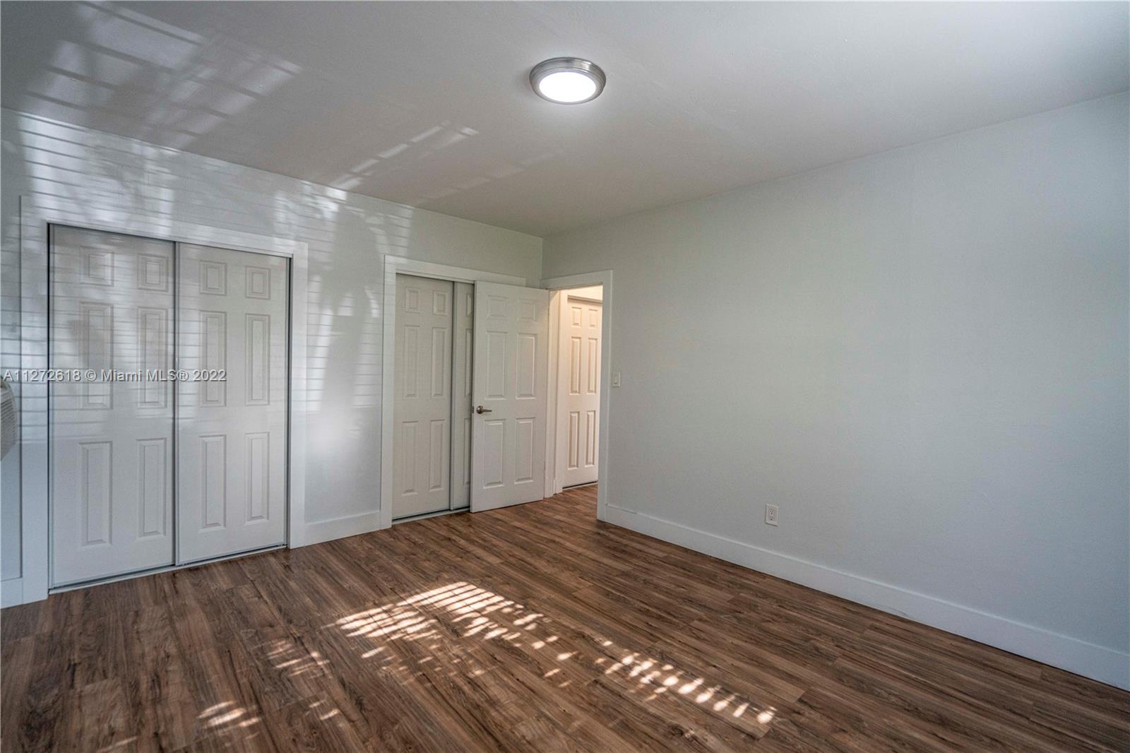 See details / sq. ft. $ 2022-09-13 0 Photo