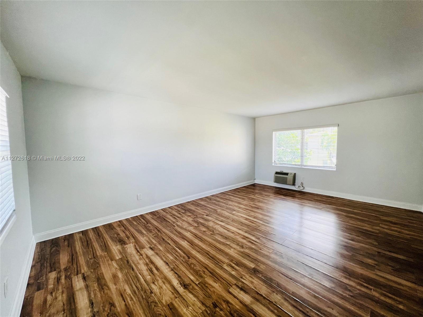 See details / sq. ft. $ 2022-09-13 0 Photo