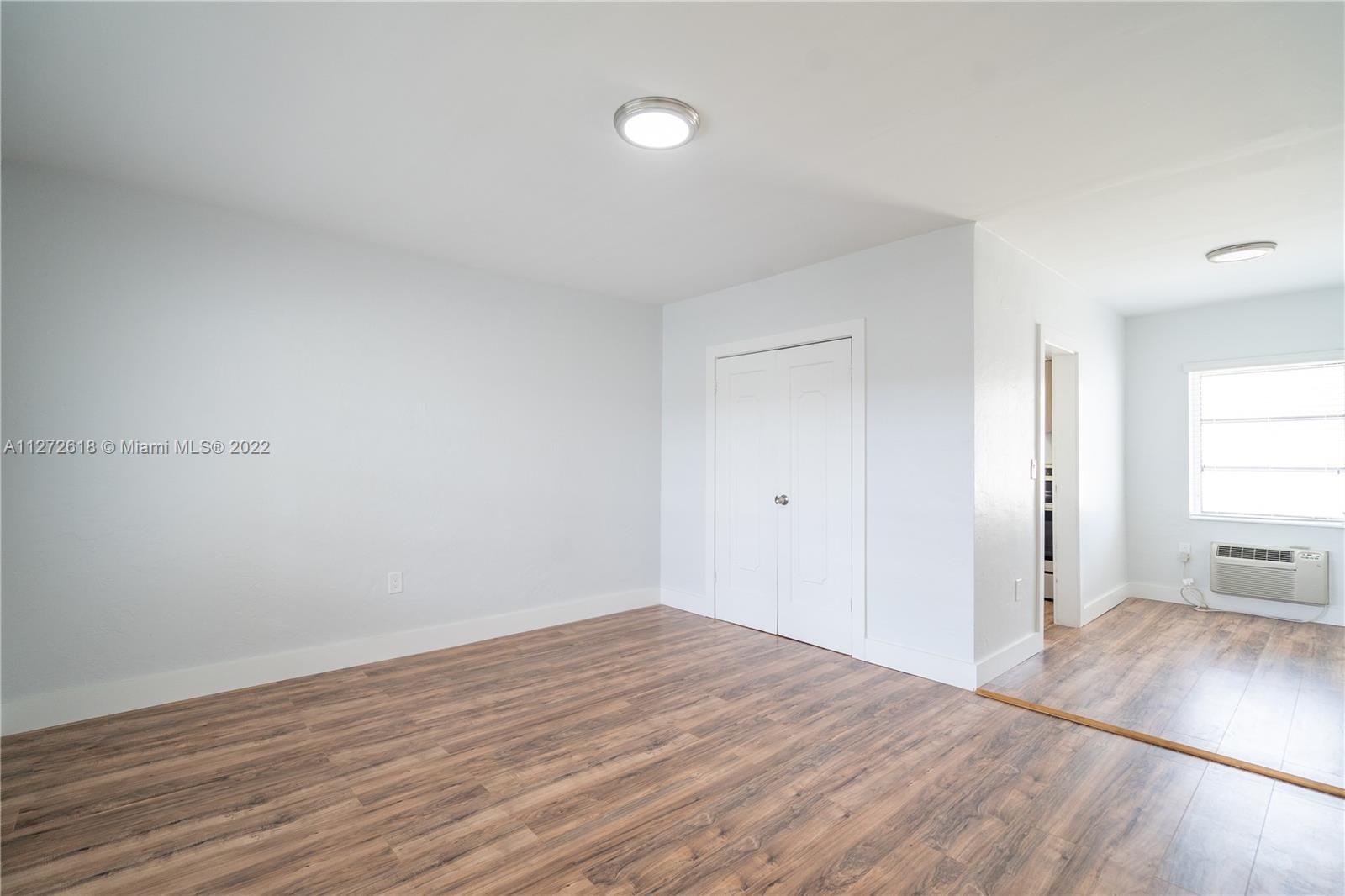 See details / sq. ft. $ 2022-09-13 0 Photo