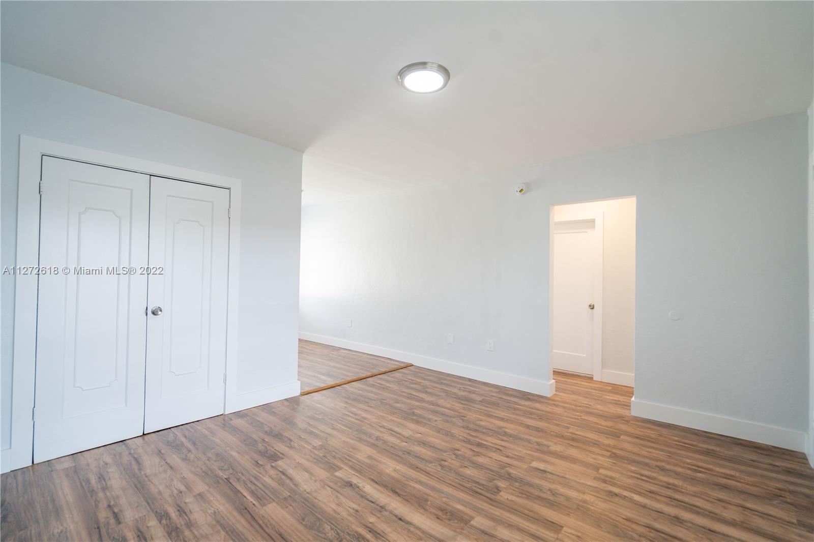 See details / sq. ft. $ 2022-09-13 0 Photo