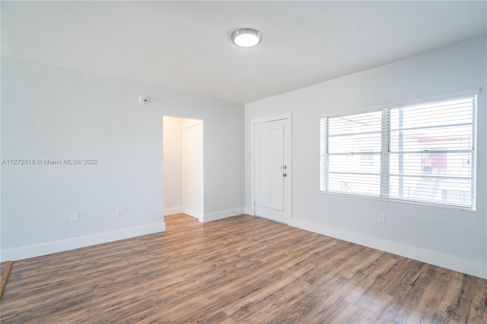 See details / sq. ft. $ 2022-09-13 0 Photo