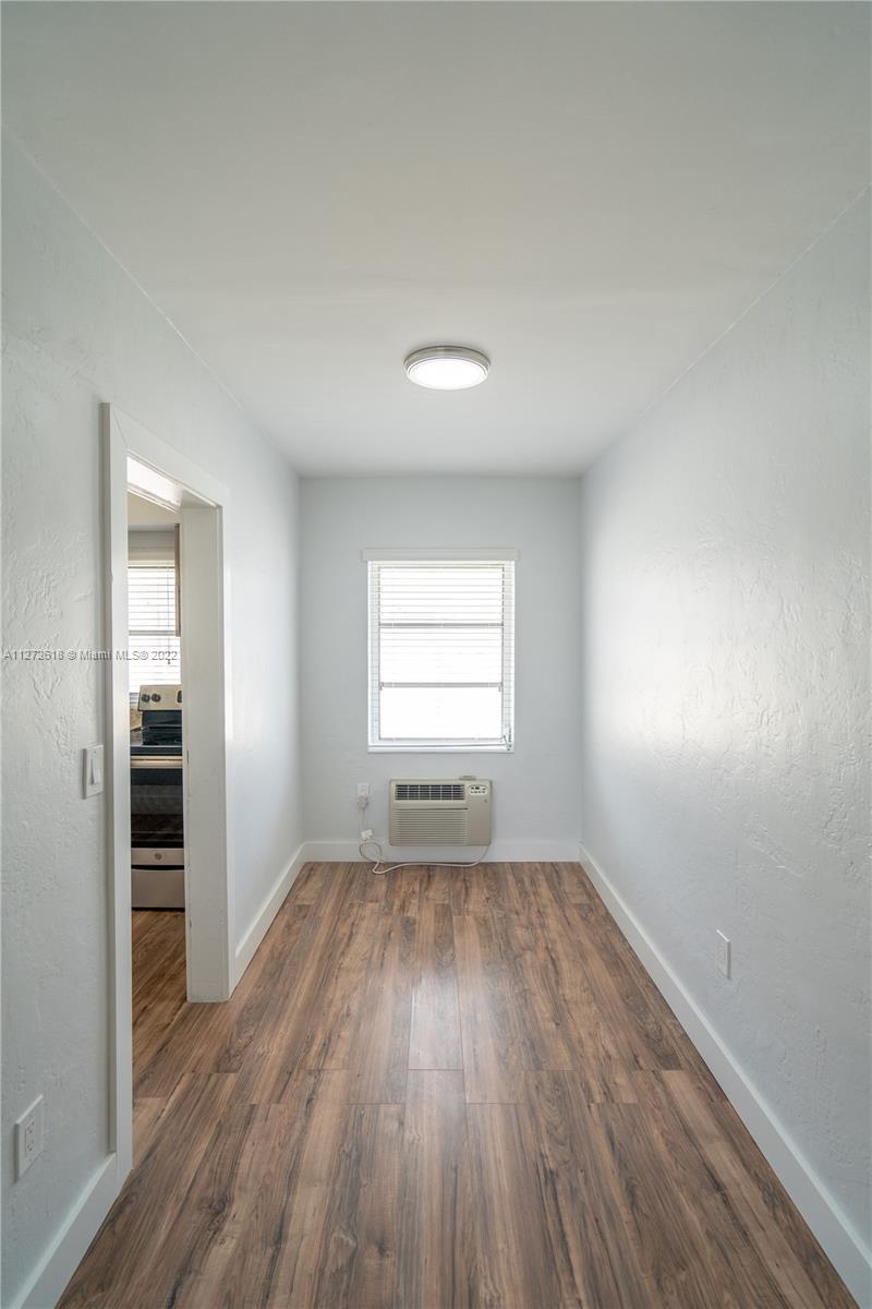 See details / sq. ft. $ 2022-09-13 0 Photo
