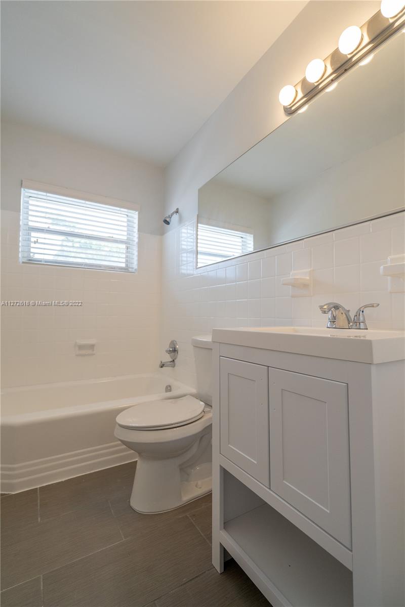 See details / sq. ft. $ 2022-09-13 0 Photo