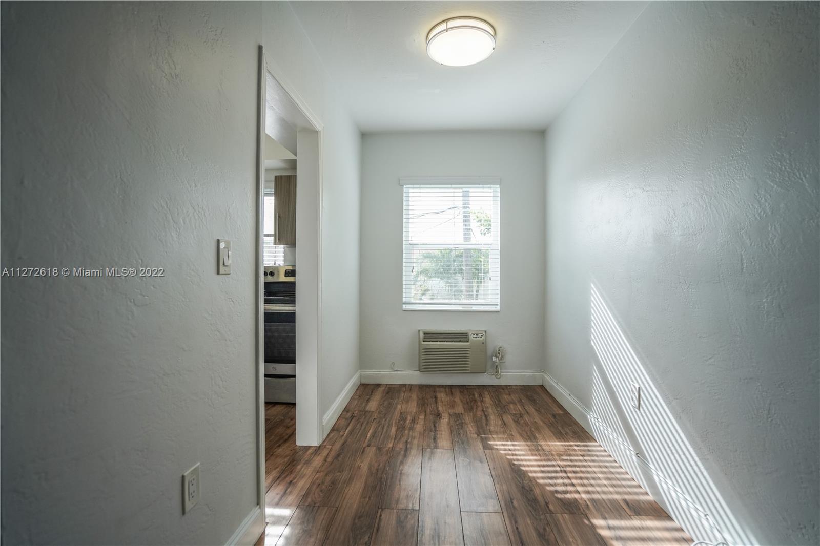 See details / sq. ft. $ 2022-09-13 0 Photo