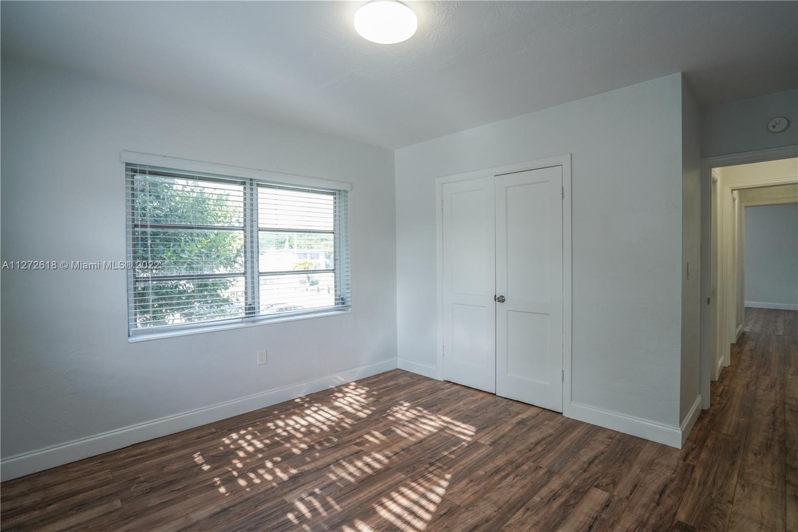 See details / sq. ft. $ 2022-09-13 0 Photo