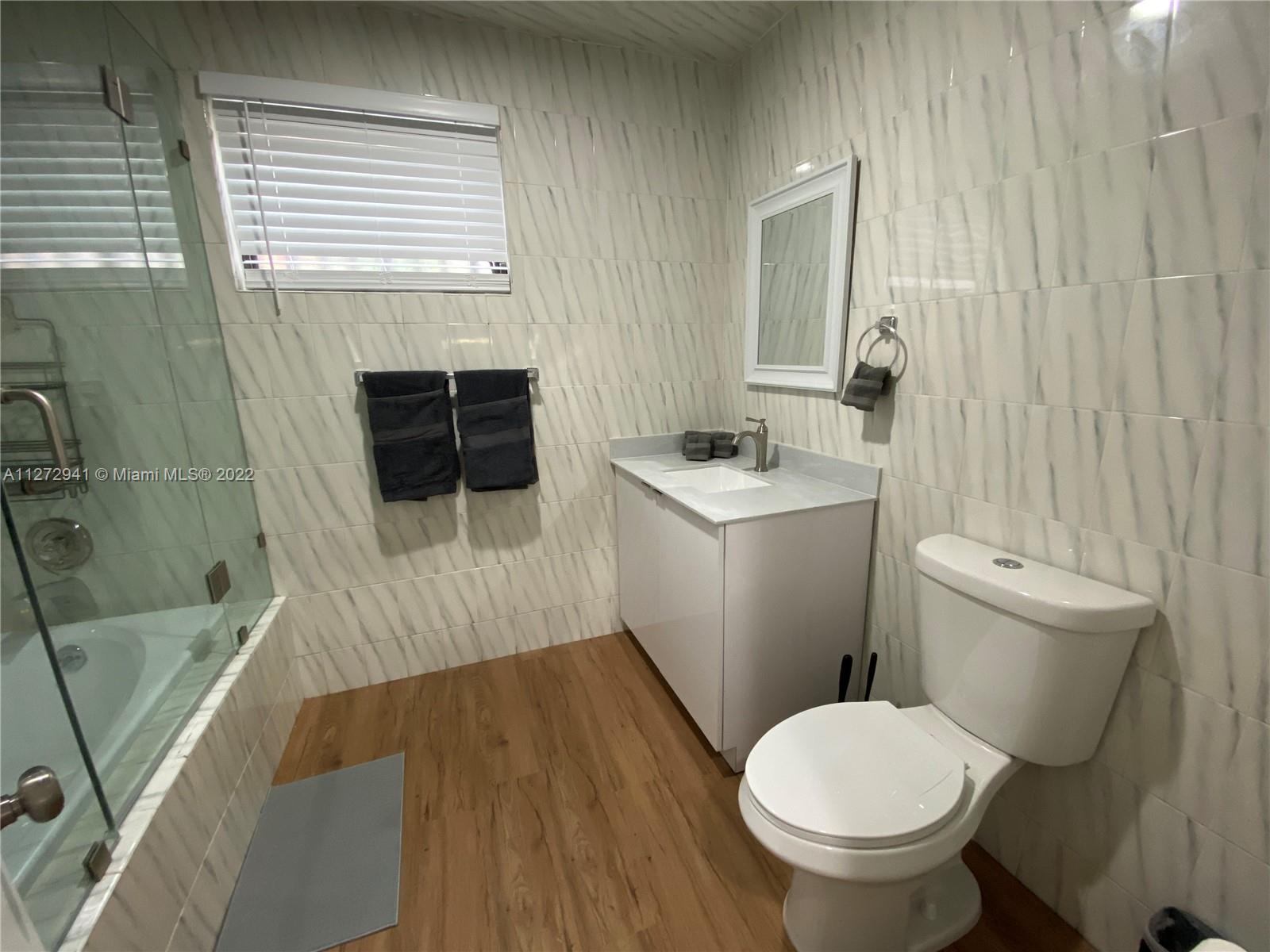 See details / 3146 sq. ft. $ 2022-09-14 0 Photo