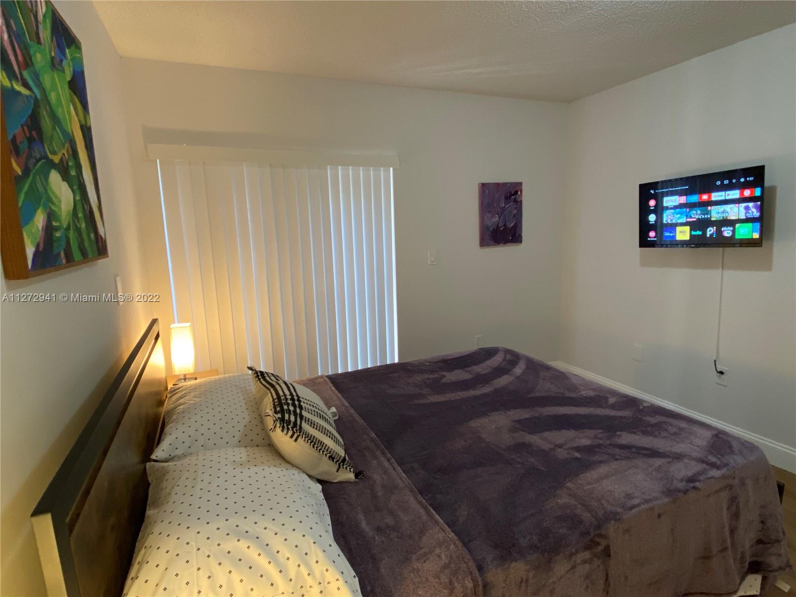 See details / 3146 sq. ft. $ 2022-09-14 0 Photo