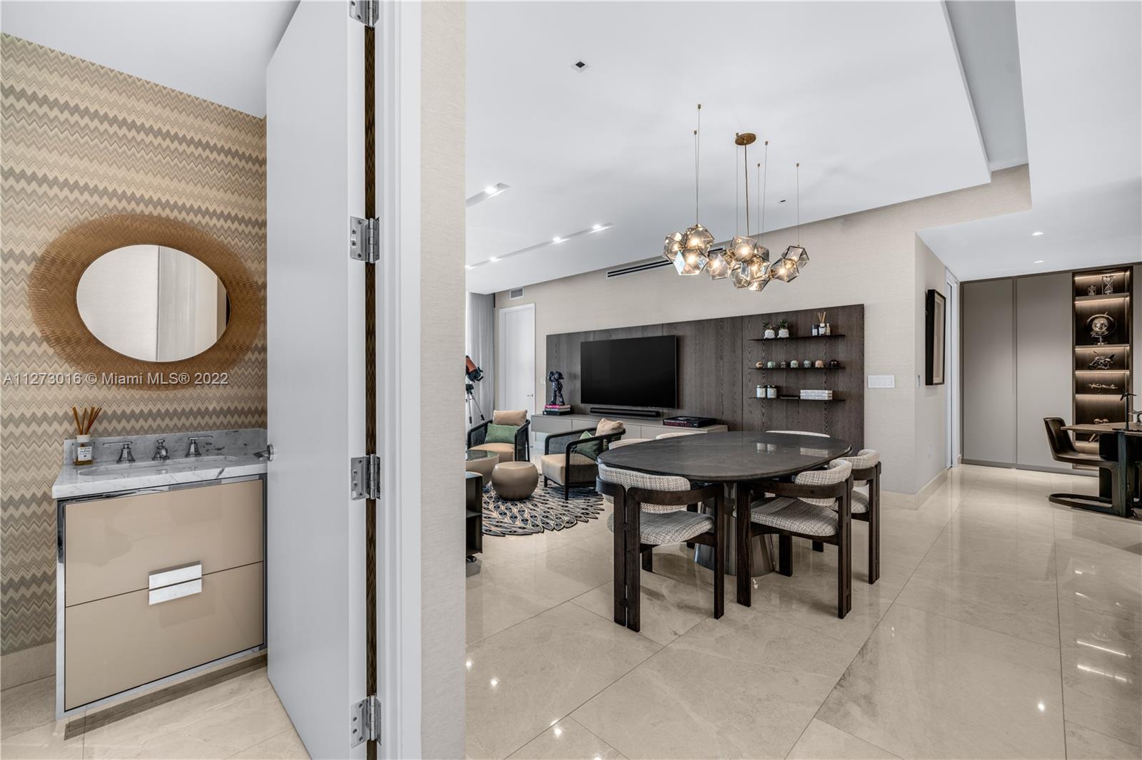 See details 3504 2 / 3 1750 sq. ft. $ 2022-09-14 0 Photo