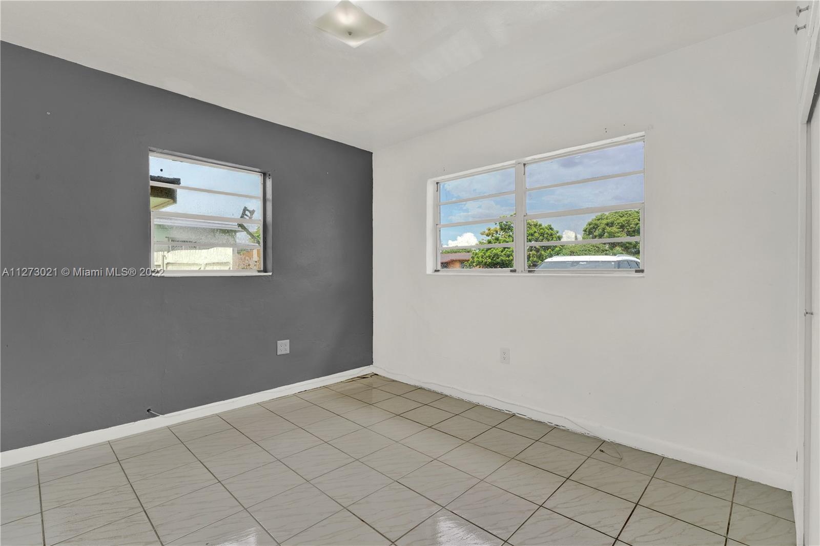 See details / 1512 sq. ft. $ 2022-09-14 0 Photo