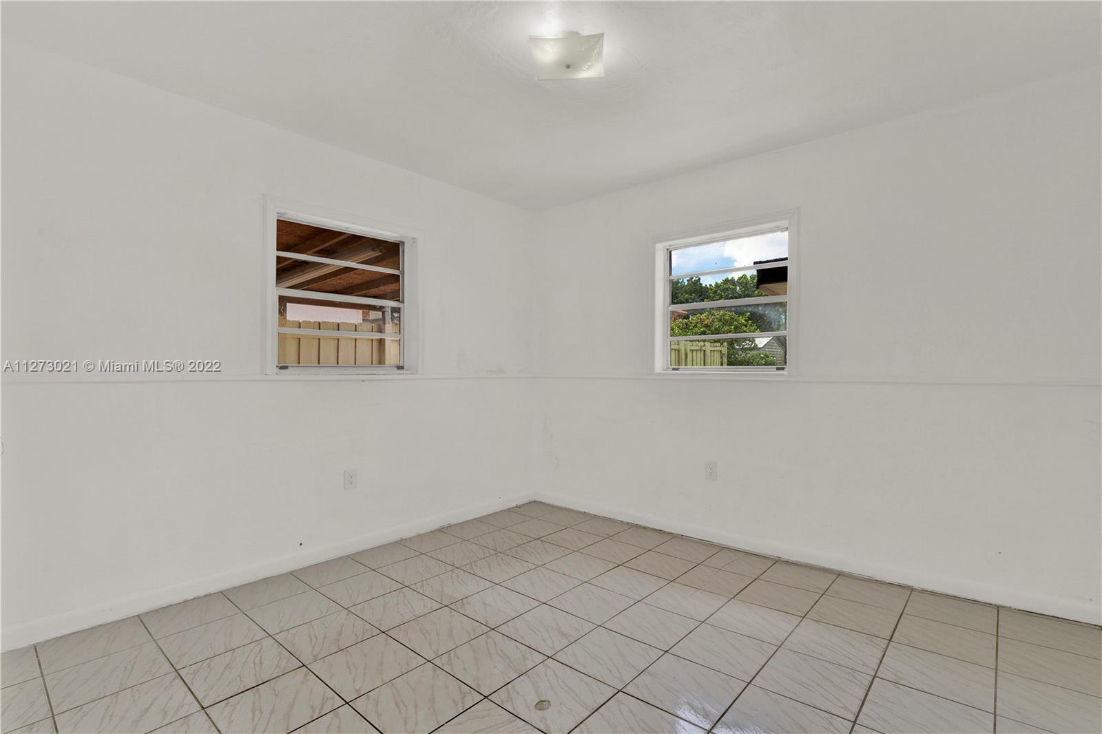 See details / 1512 sq. ft. $ 2022-09-14 0 Photo