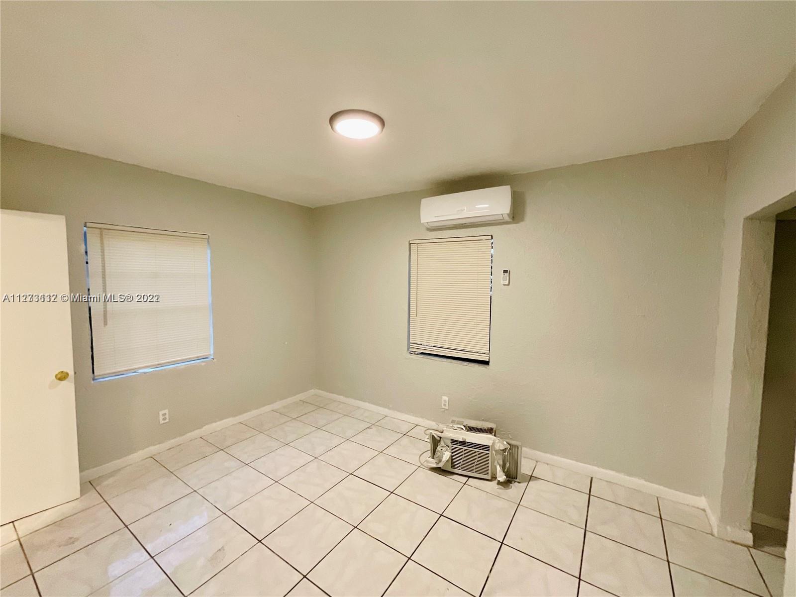 See details / sq. ft. $ 2022-09-14 0 Photo