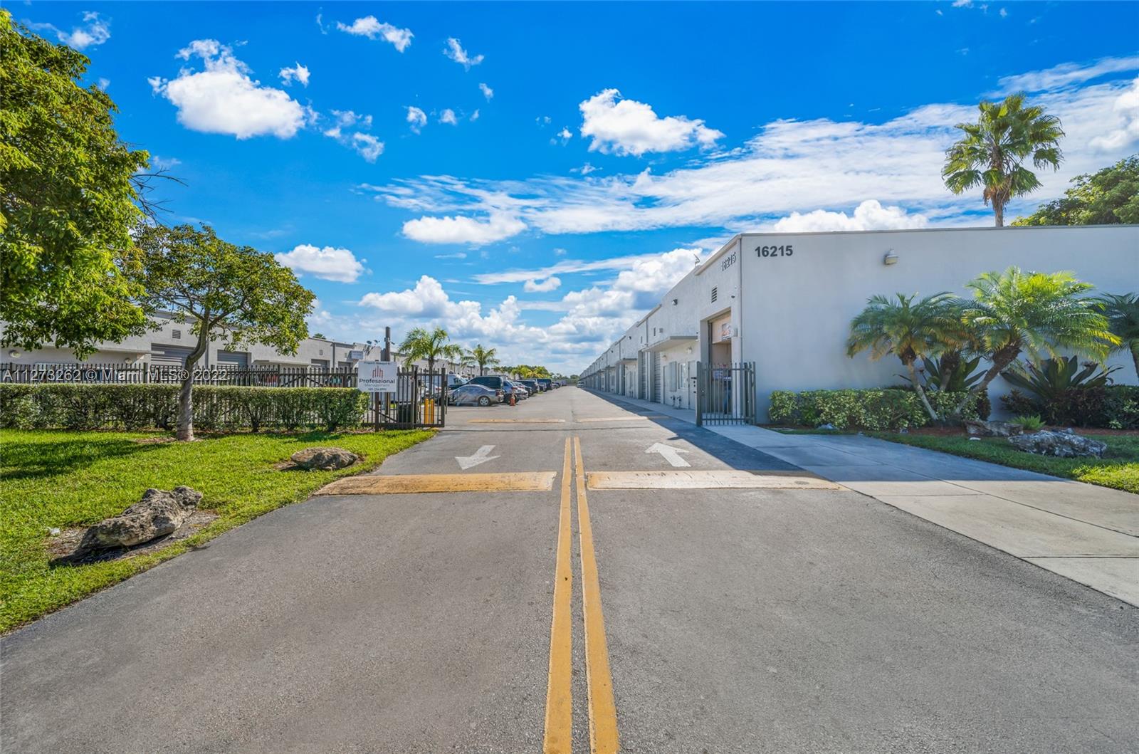 See details 3 / sq. ft. $ 2022-09-15 0 Photo