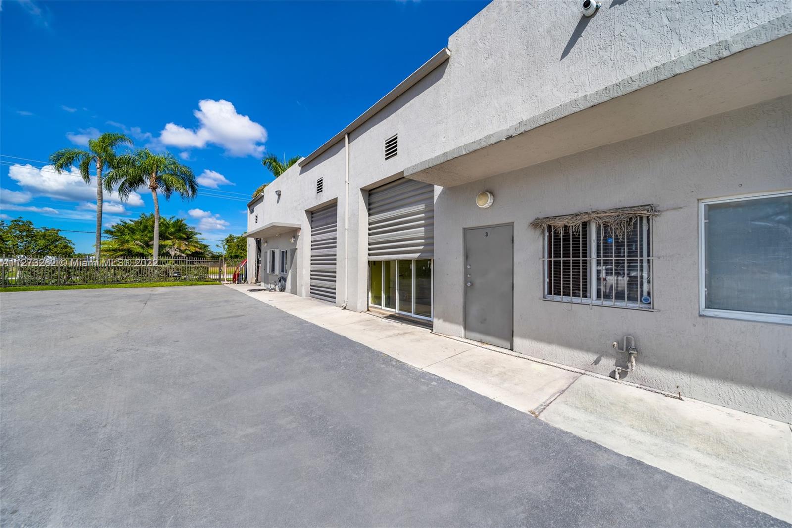 See details 3 / sq. ft. $ 2022-09-15 0 Photo