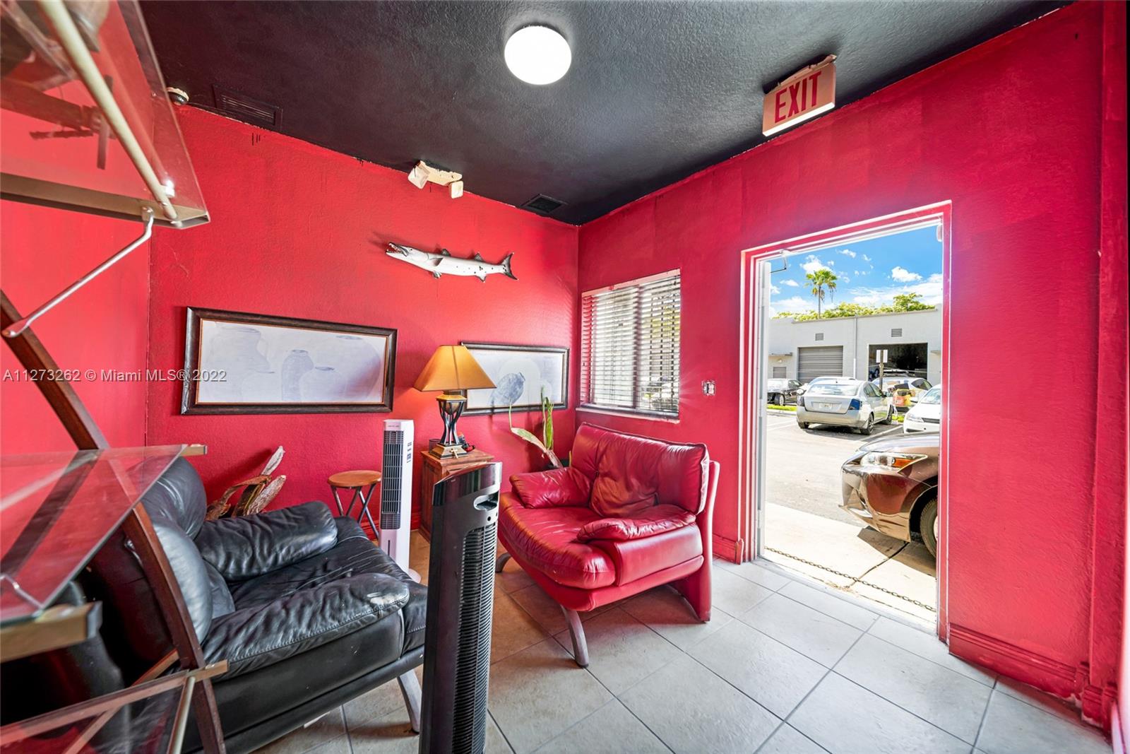 See details 3 / sq. ft. $ 2022-09-15 0 Photo