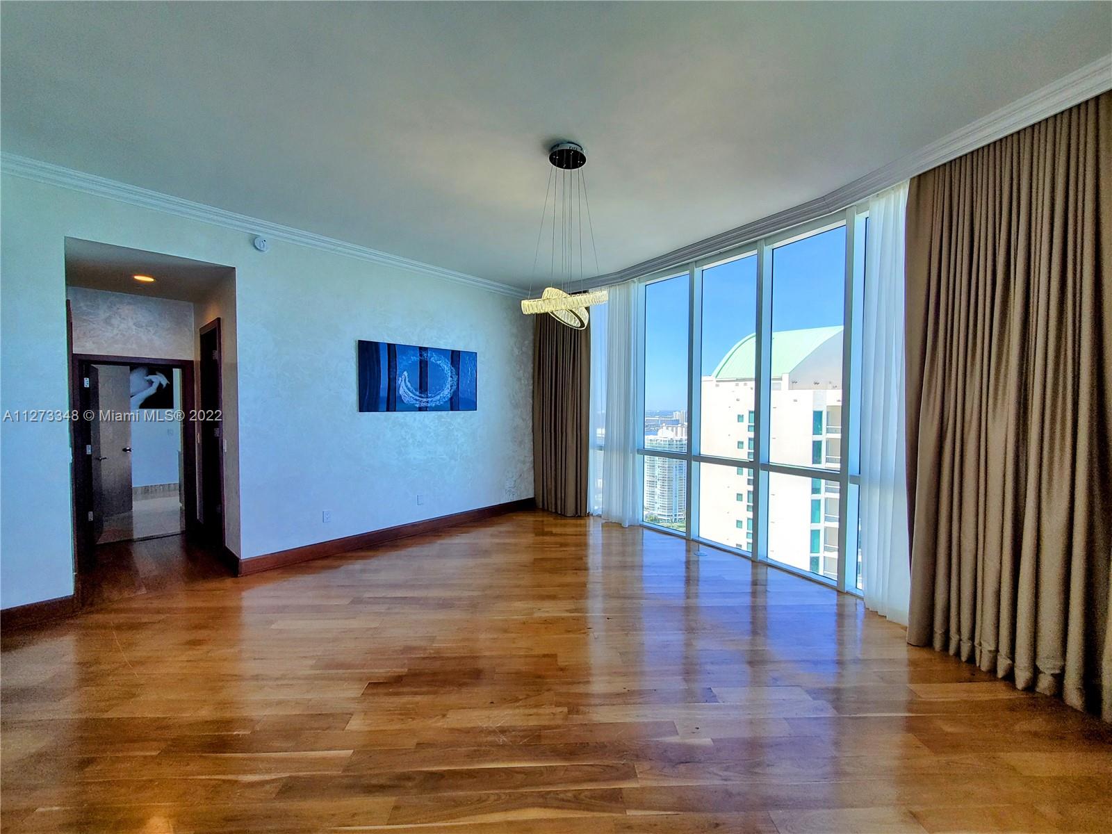 See details 3601 3 / 4 2768 sq. ft. $ 2022-09-15 0 Photo