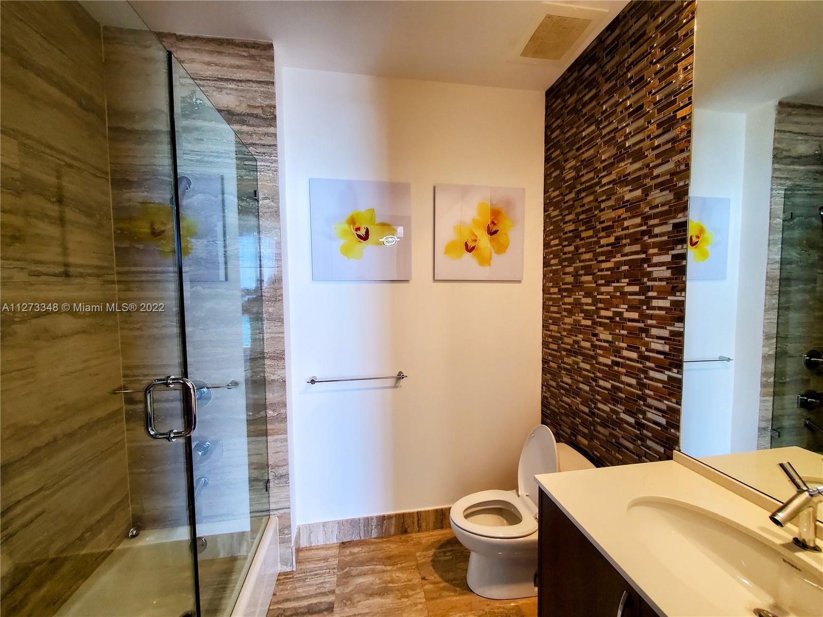 See details 3601 3 / 4 2768 sq. ft. $ 2022-09-15 0 Photo