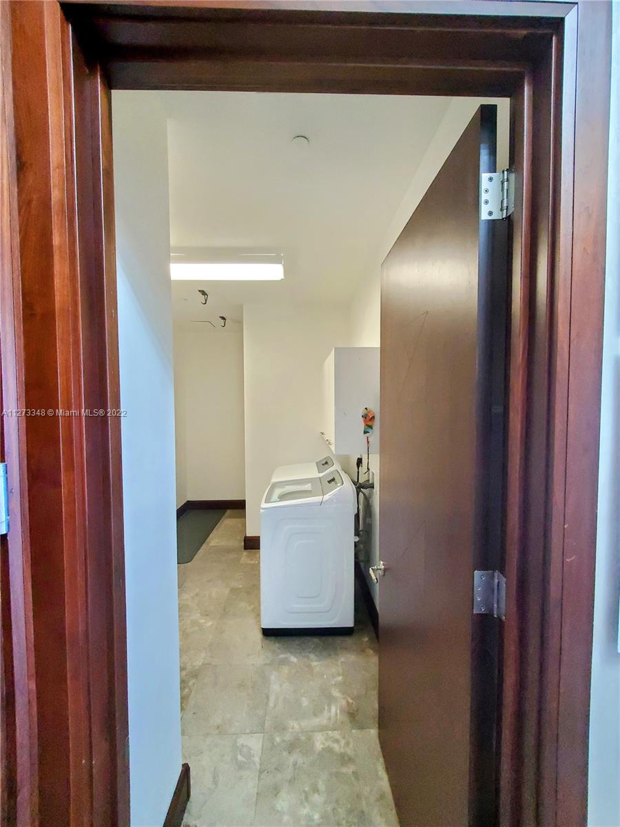 See details 3601 3 / 4 2768 sq. ft. $ 2022-09-15 0 Photo