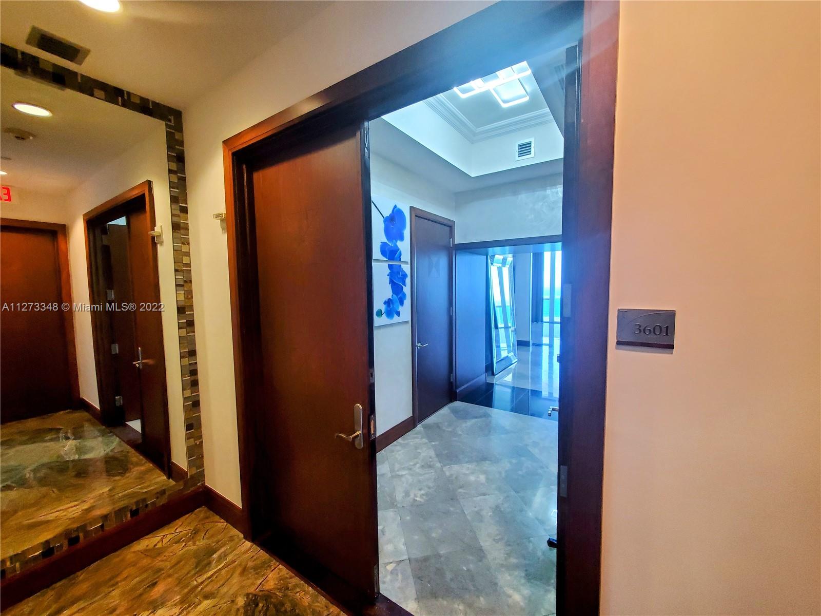 See details 3601 3 / 4 2768 sq. ft. $ 2022-09-15 0 Photo