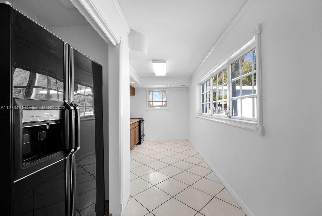 See details / 2438 sq. ft. $ 2023-01-13 0 Photo