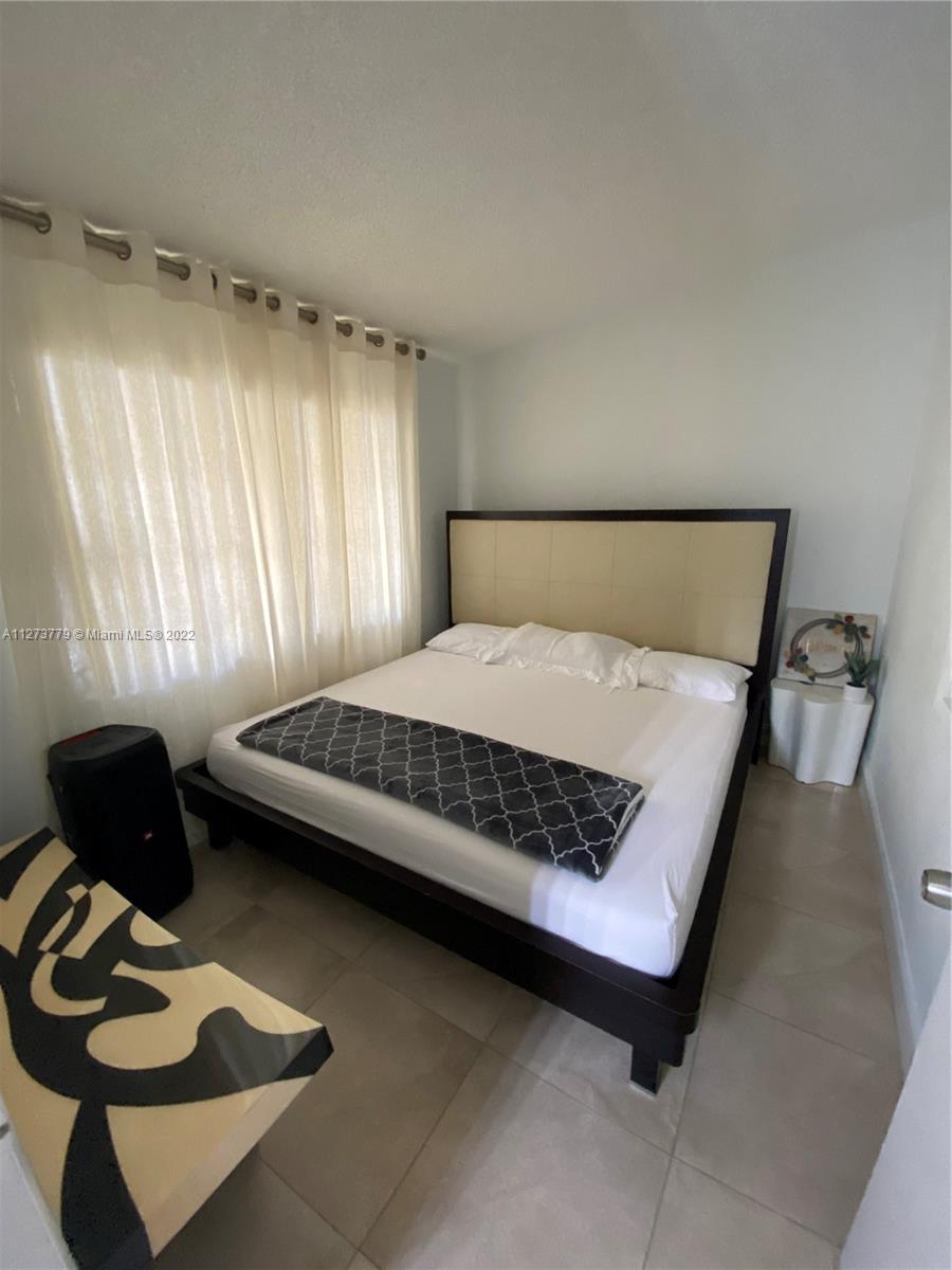 See details / 2588 sq. ft. $ 2022-11-09 0 Photo