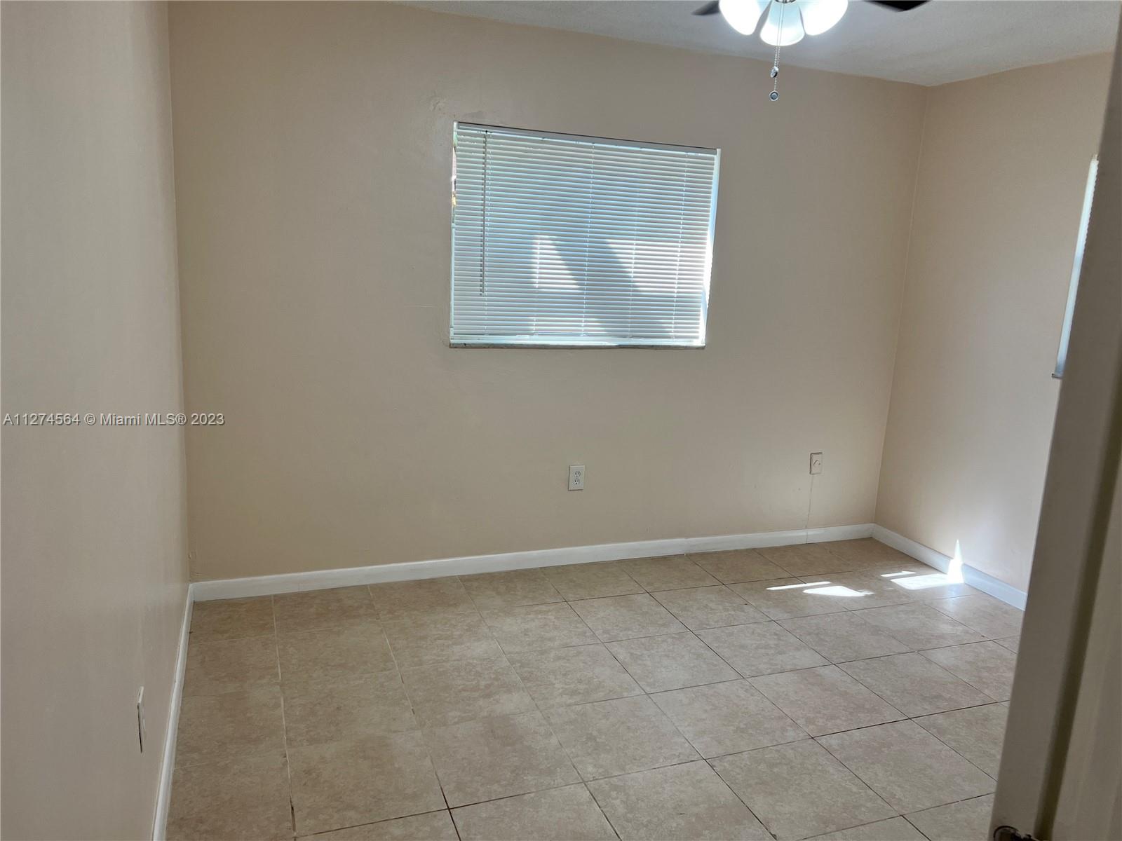 See details / 1903 sq. ft. $ 2022-10-03 0 Photo