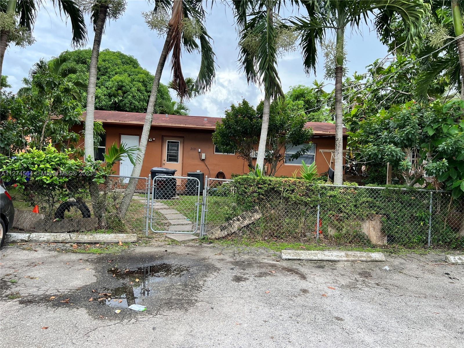 See details / 1903 sq. ft. $ 2022-10-03 0 Photo