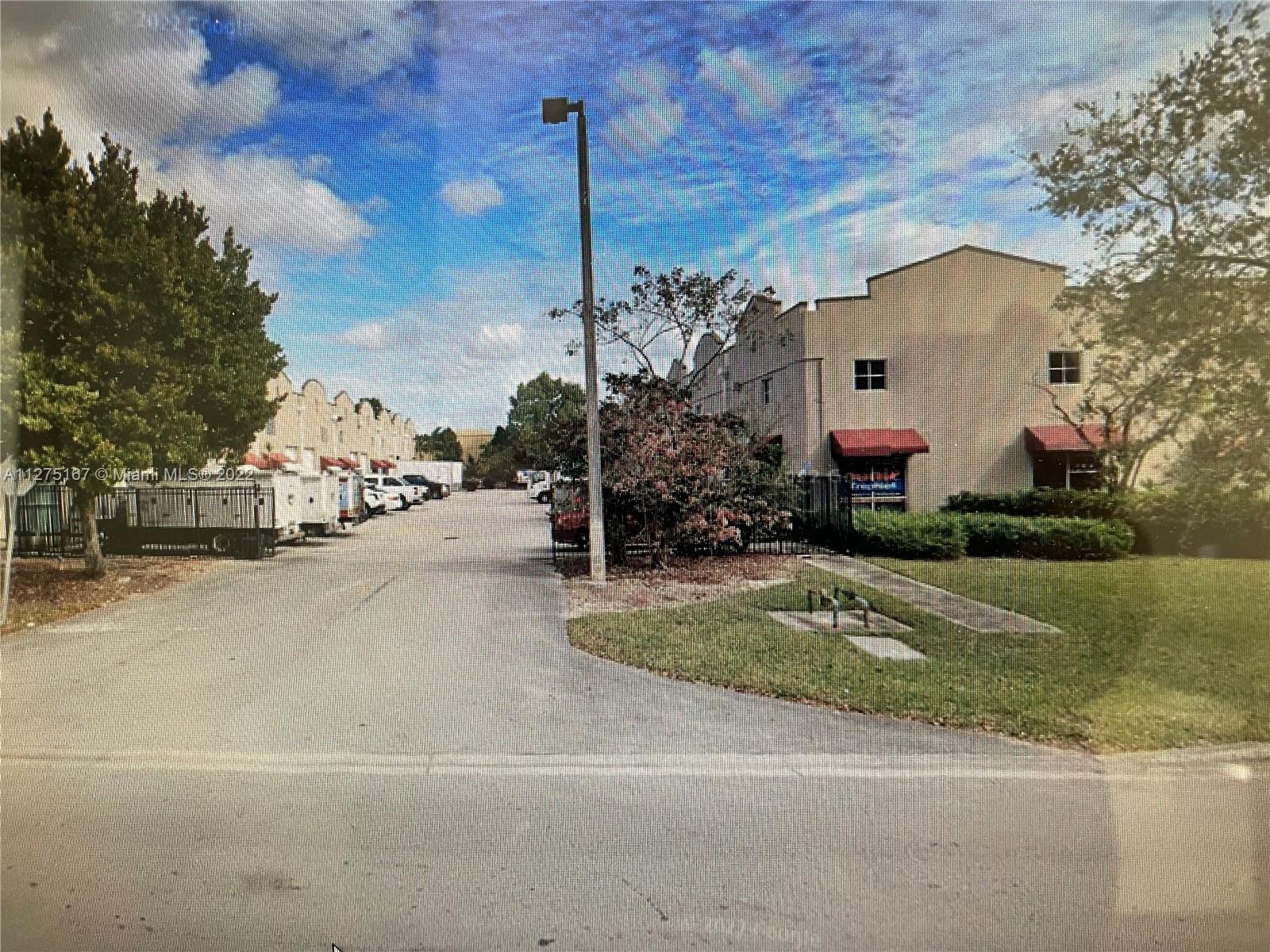 See details 22 / sq. ft. $ 2022-09-19 0 Photo