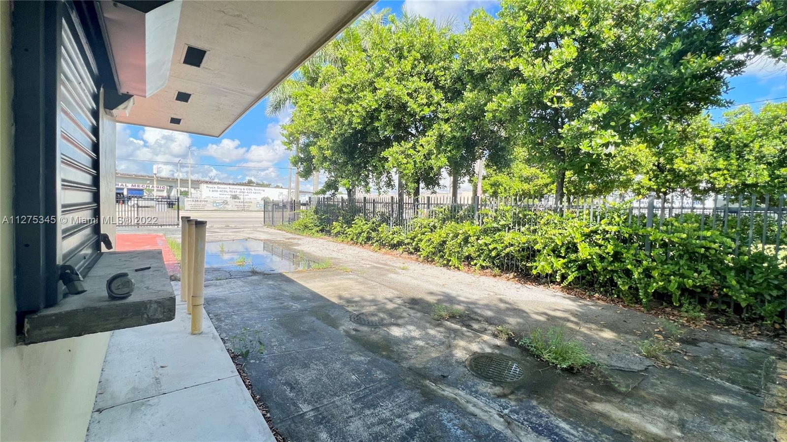 See details / sq. ft. $ 2022-09-19 0 Photo