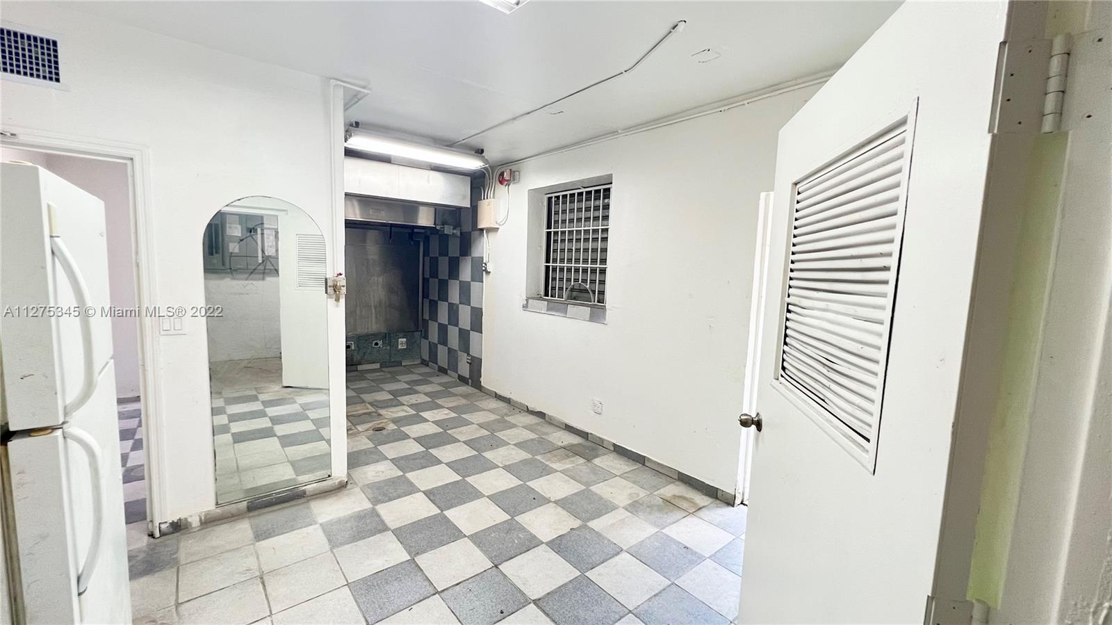 See details / sq. ft. $ 2022-09-19 0 Photo