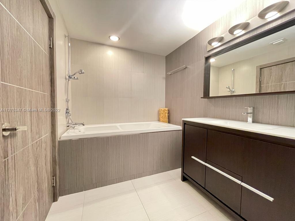 Photo of 3001 185th St #332, Aventura, Florida, 33180 -