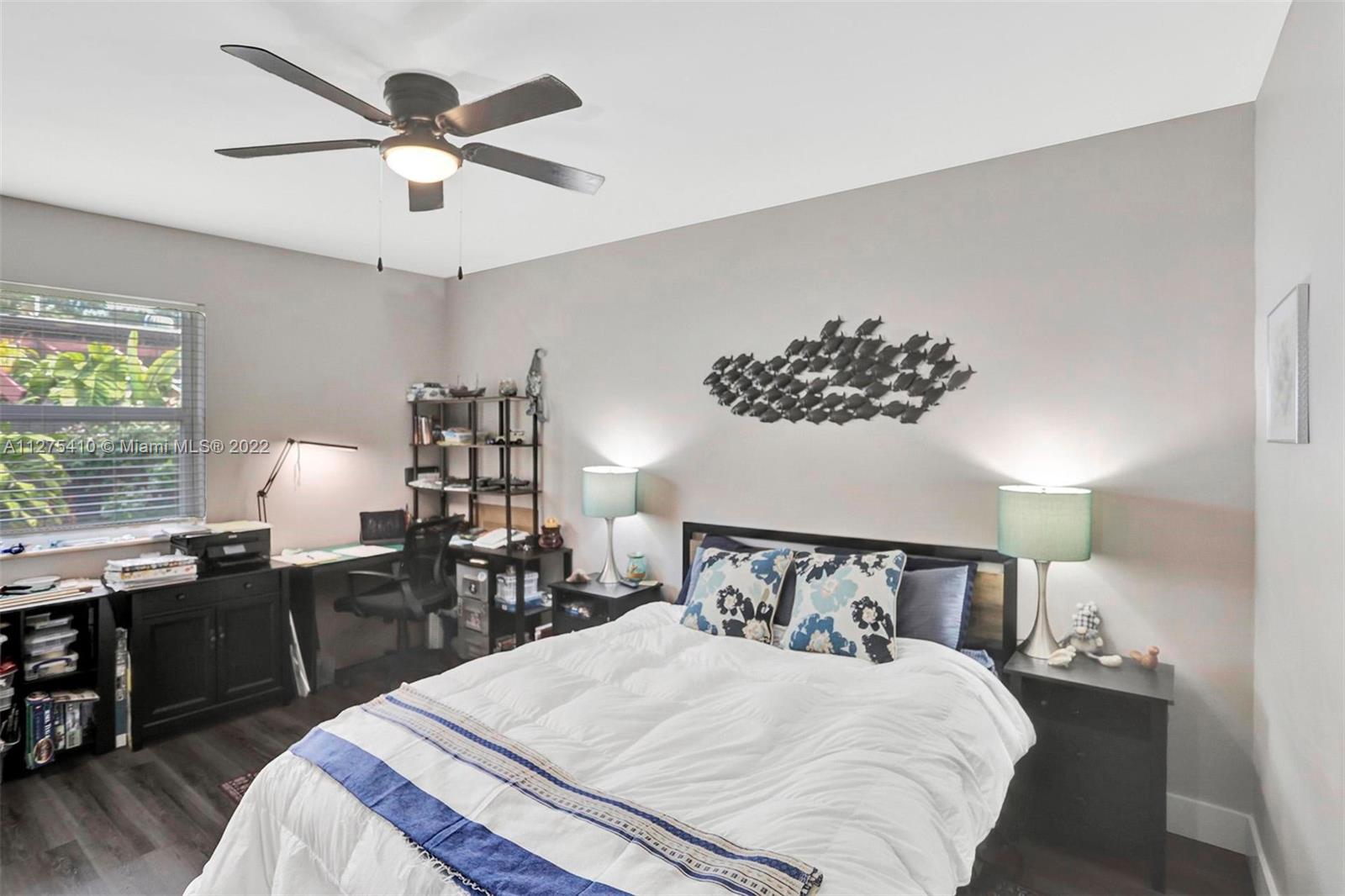 See details / 2472 sq. ft. $ 2022-09-19 0 Photo