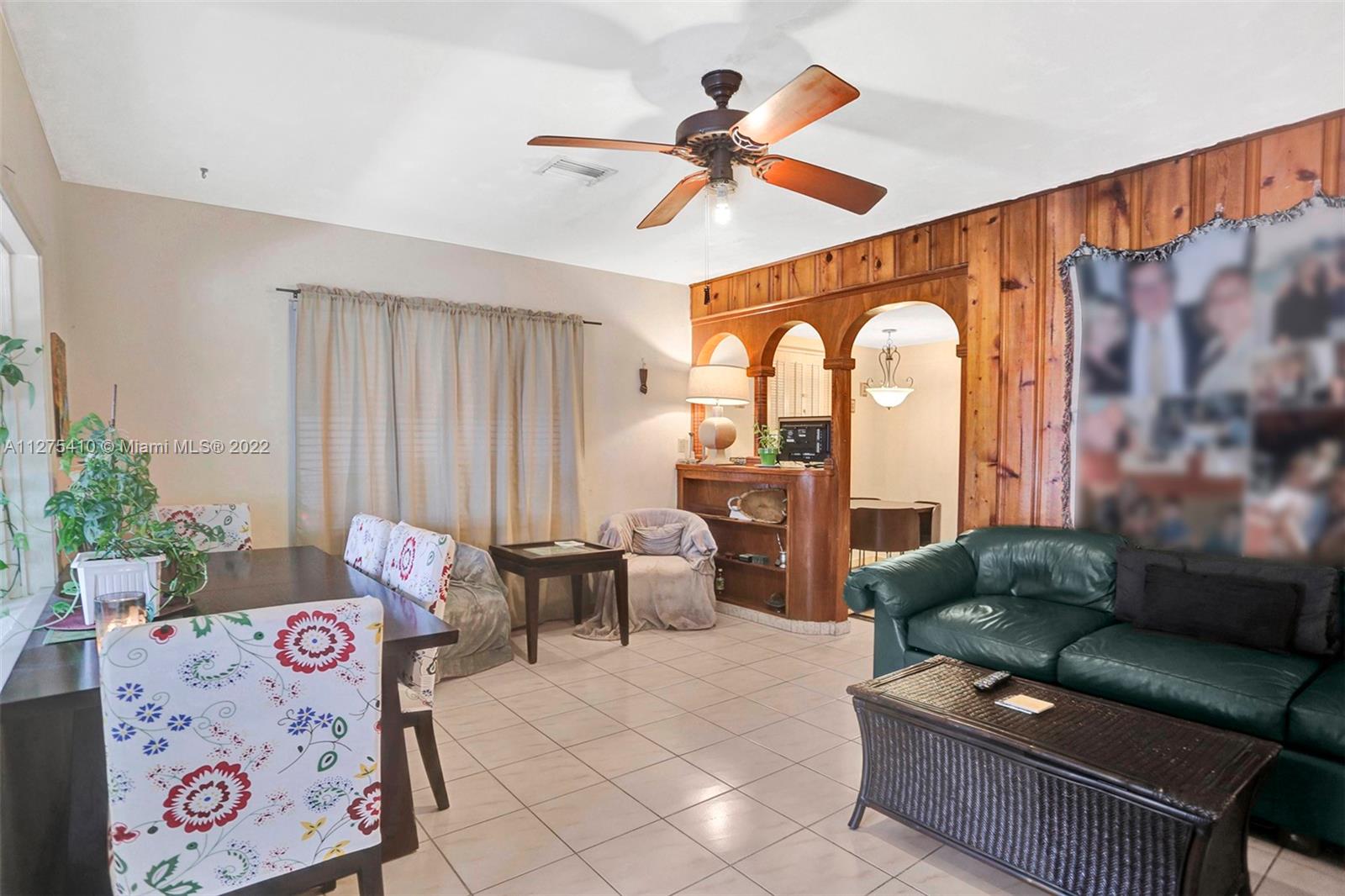 See details / 2472 sq. ft. $ 2022-09-19 0 Photo