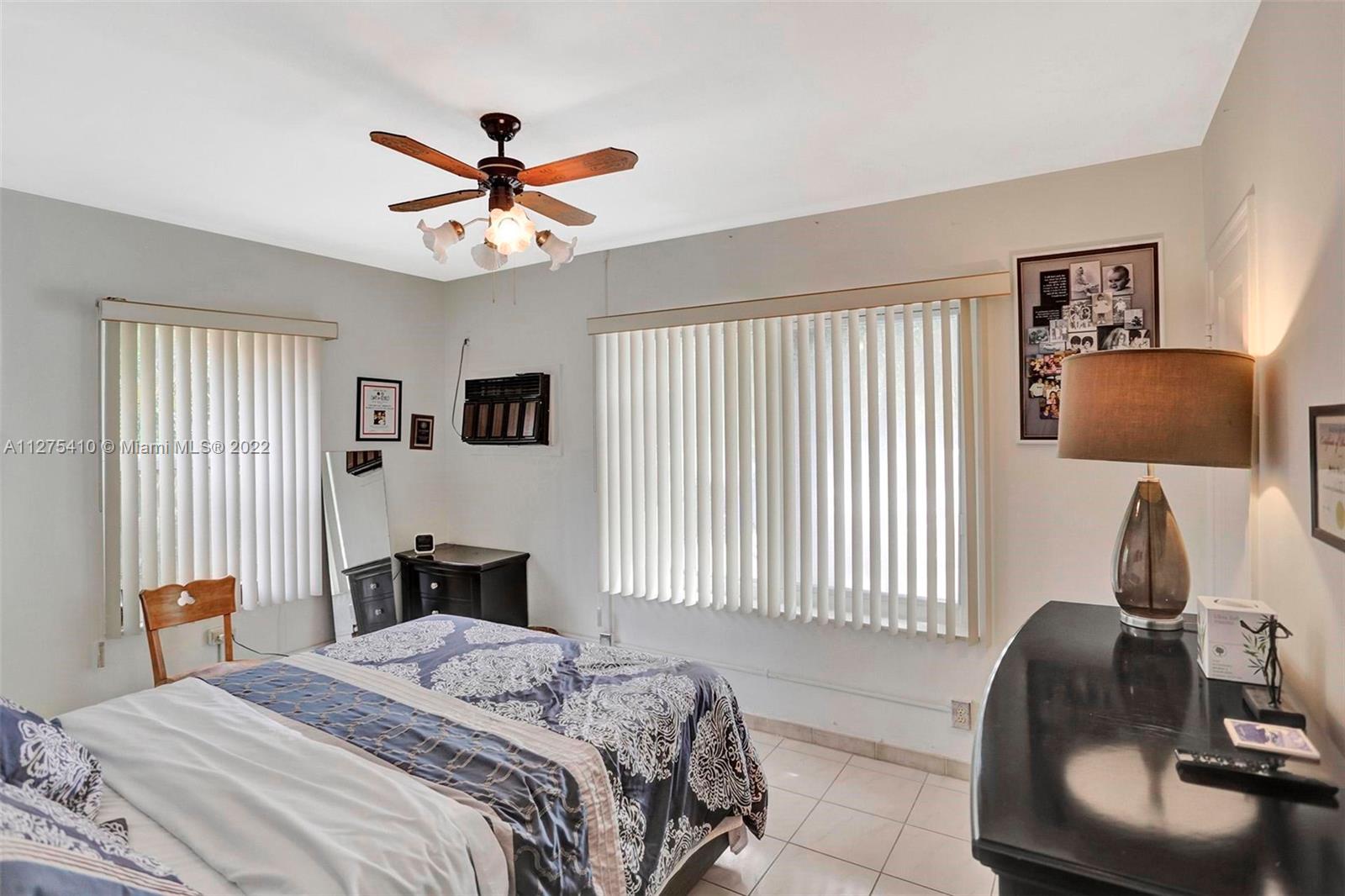 See details / 2472 sq. ft. $ 2022-09-19 0 Photo