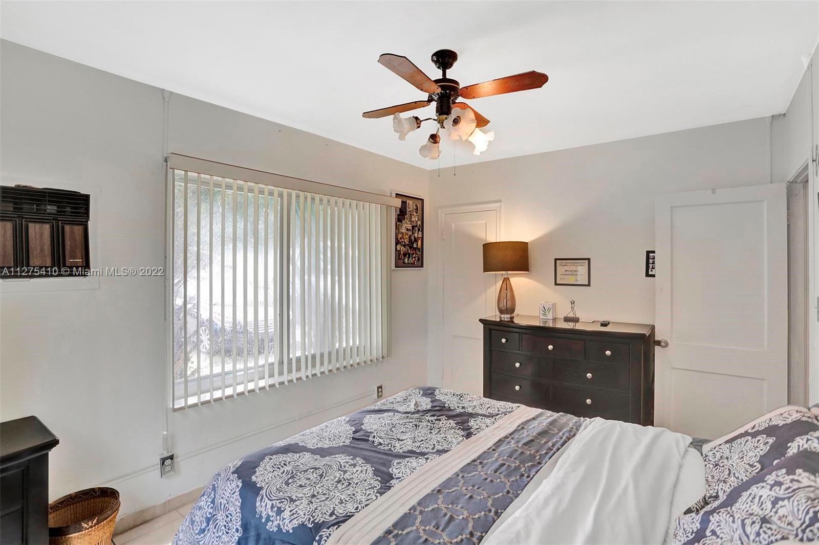 See details / 2472 sq. ft. $ 2022-09-19 0 Photo