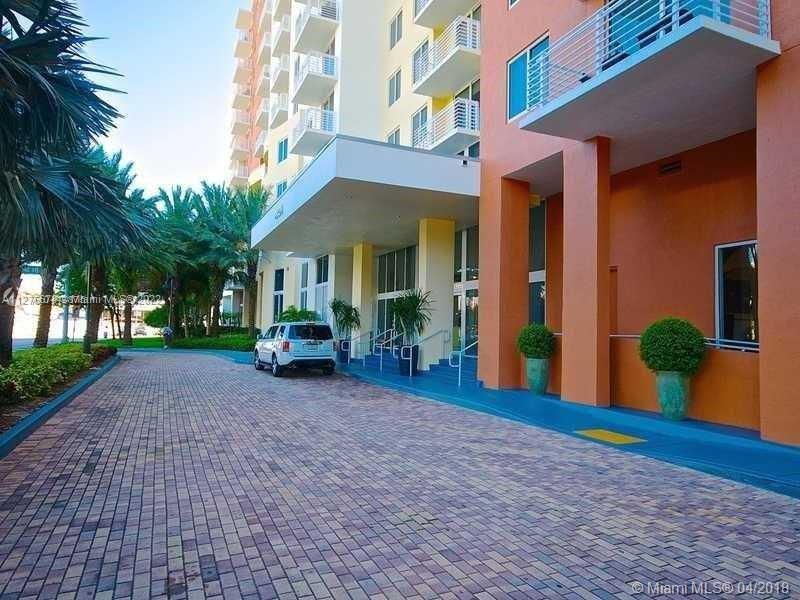 Photo of 18800 29th Ave #709, Aventura, Florida, 33180 - View to the right