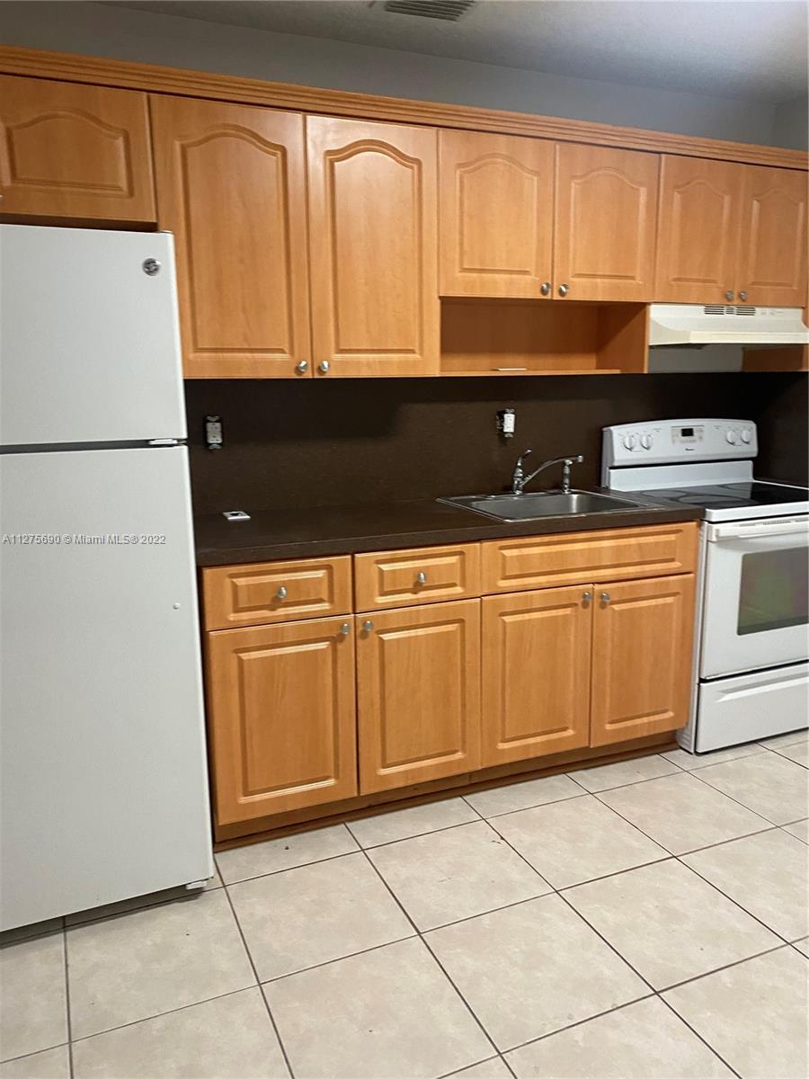 See details / 2230 sq. ft. $ 2022-10-09 0 Photo