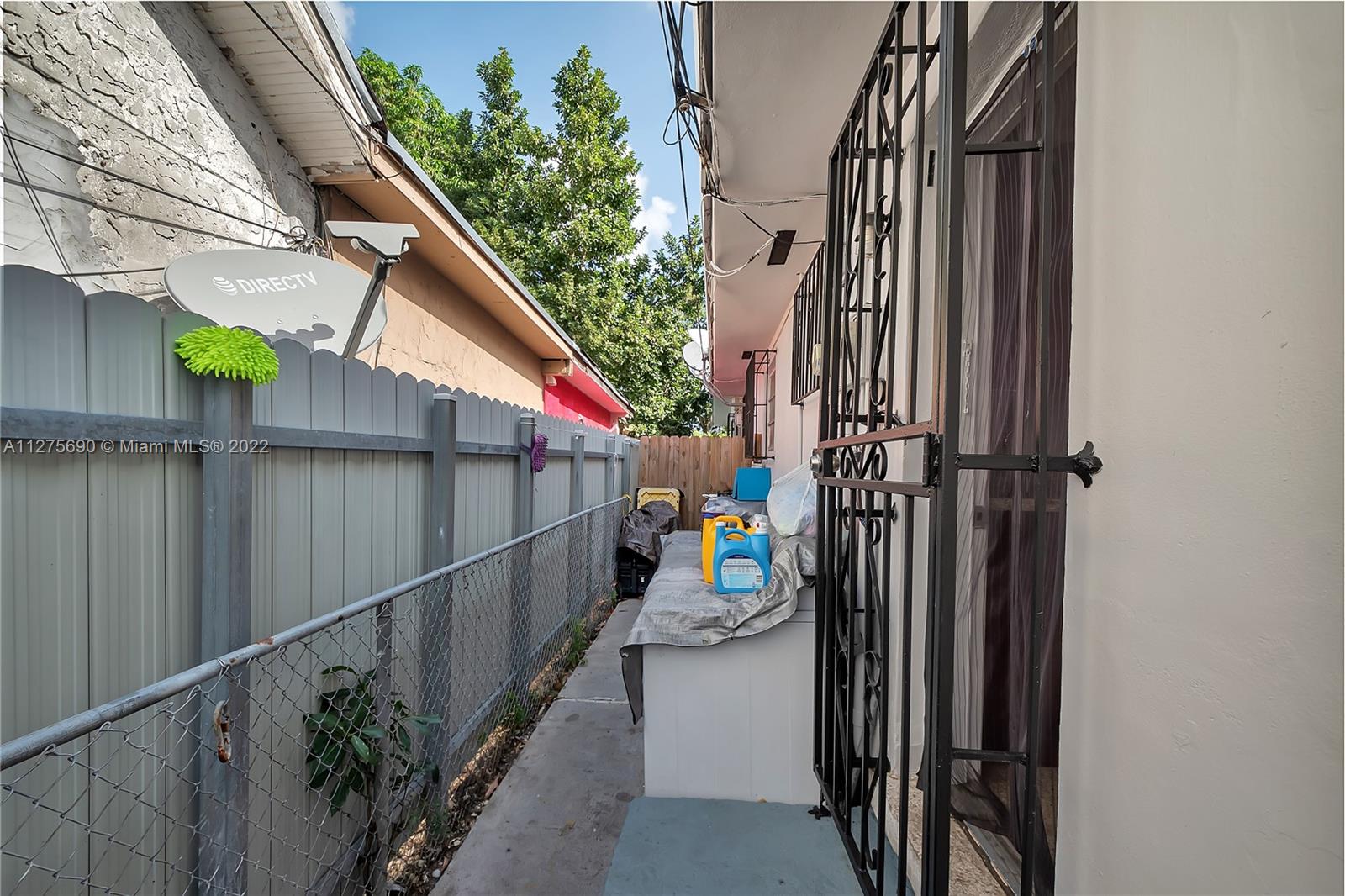 See details / 2230 sq. ft. $ 2022-10-09 0 Photo